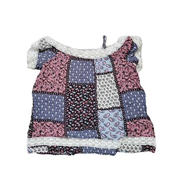 KIDPIK Girls Lace Edged Top - Picture 2 of 5